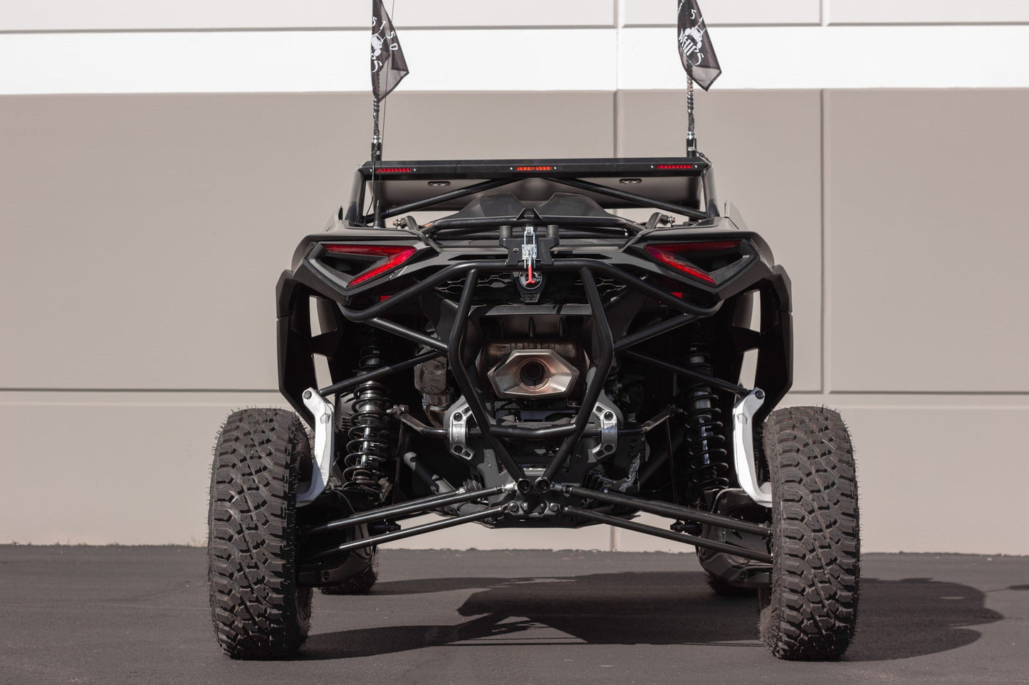MAVERICK R SPARE TIRE CARRIER