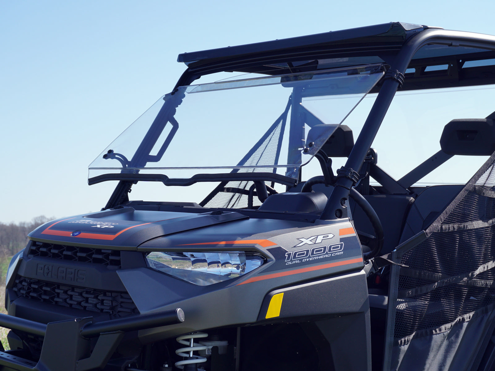 D 2 Full Tilting Windshield