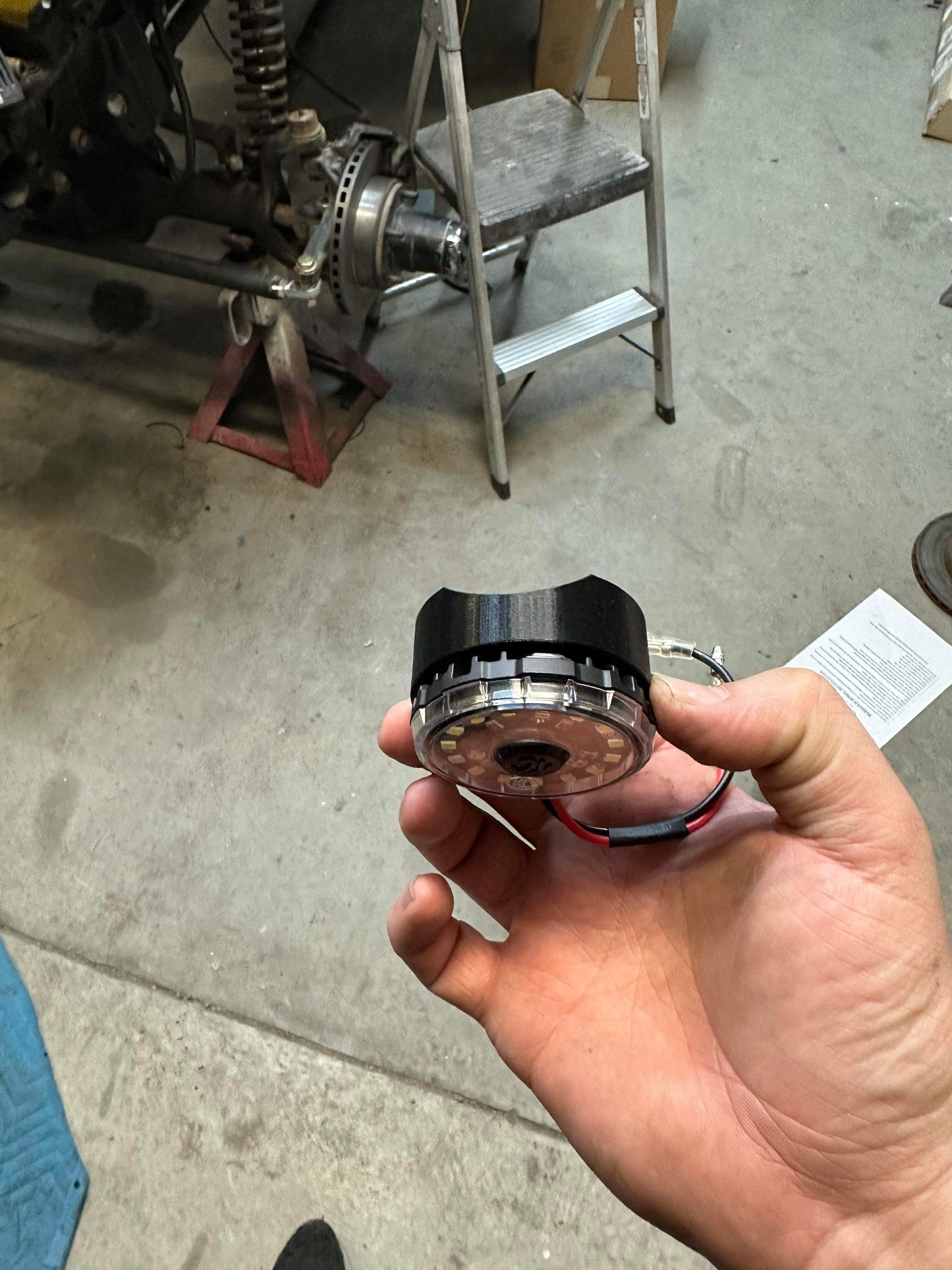 KC Cyclone Tube Mount
