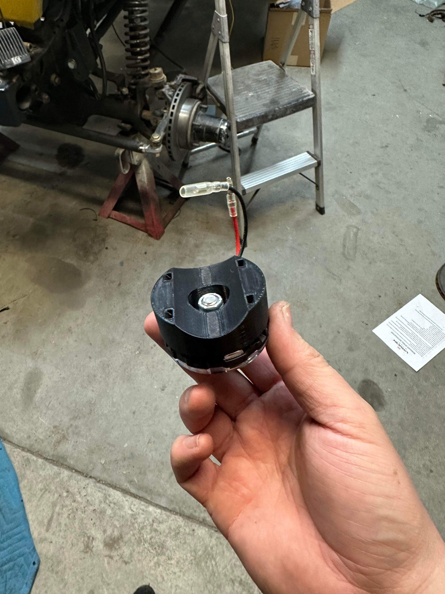 KC Cyclone Tube Mount