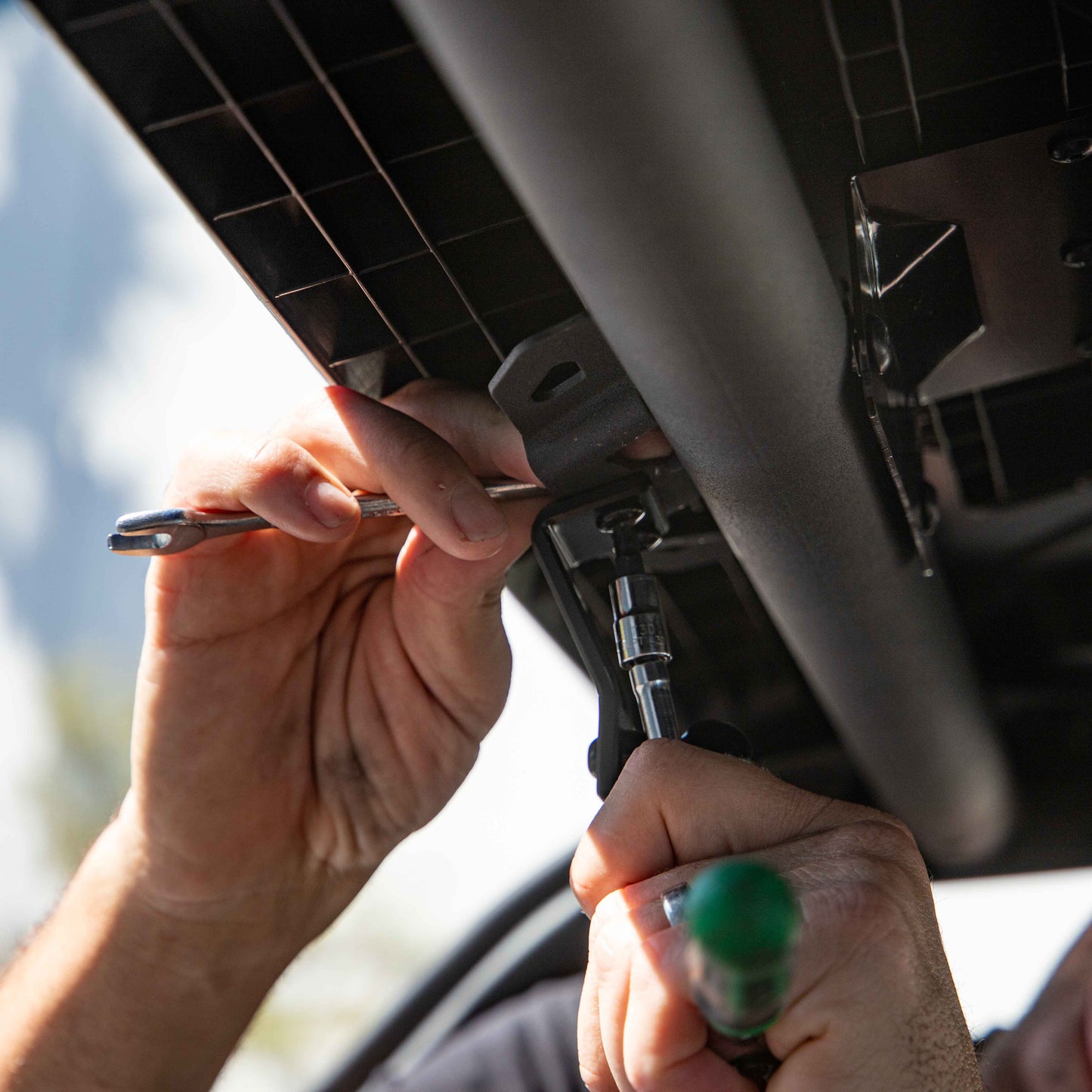 Maverick Sport / Commander Center Mirror Mount [POS ONLY]