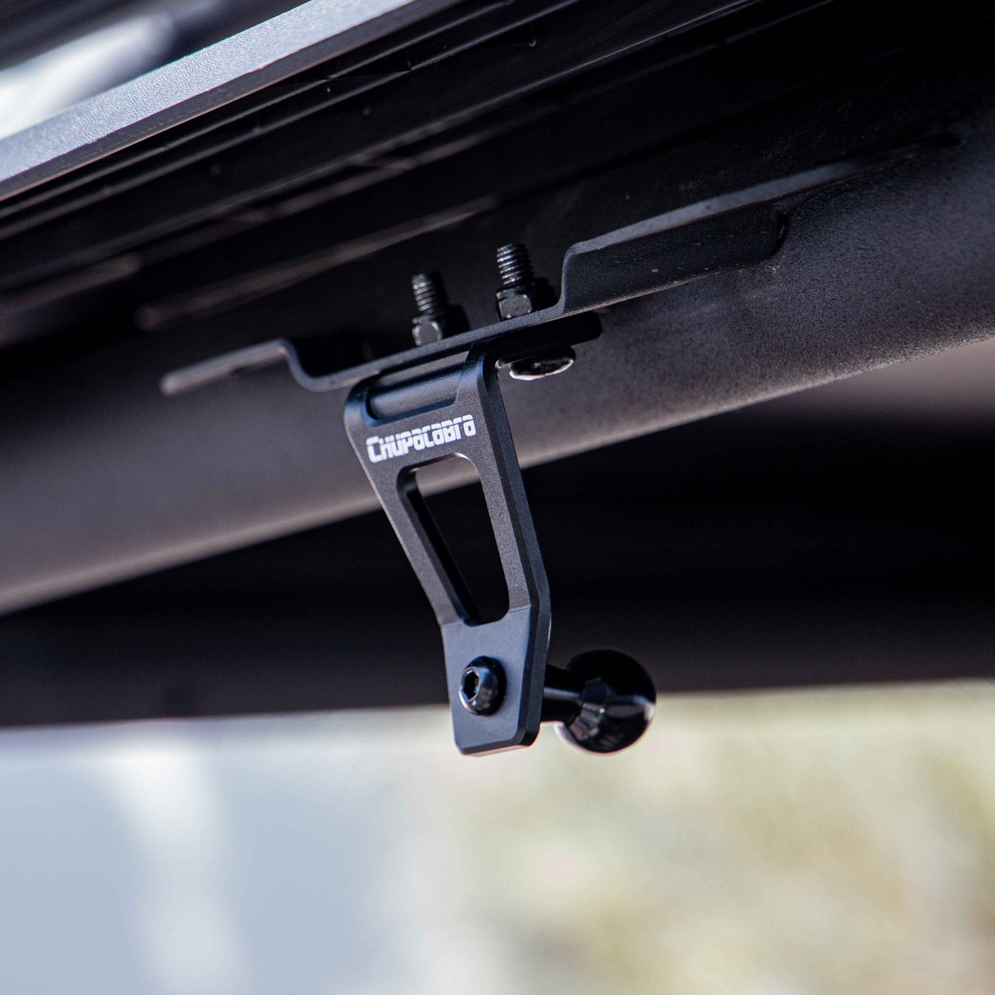 Maverick Sport / Commander Center Mirror Mount