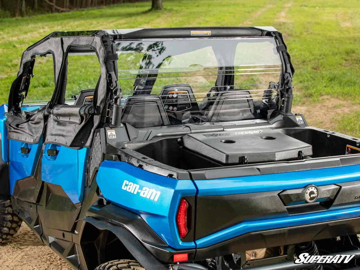 Can-Am Commander Rear Windshield