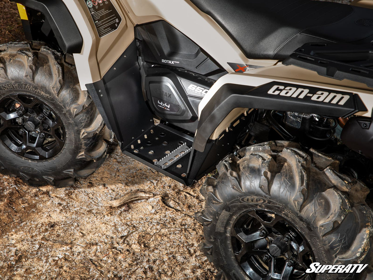 Can-Am Outlander Footwells