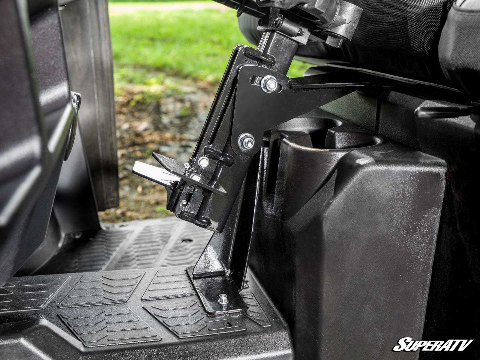 Polaris Ranger XP 1000 Floor-Mounted Gun Holder